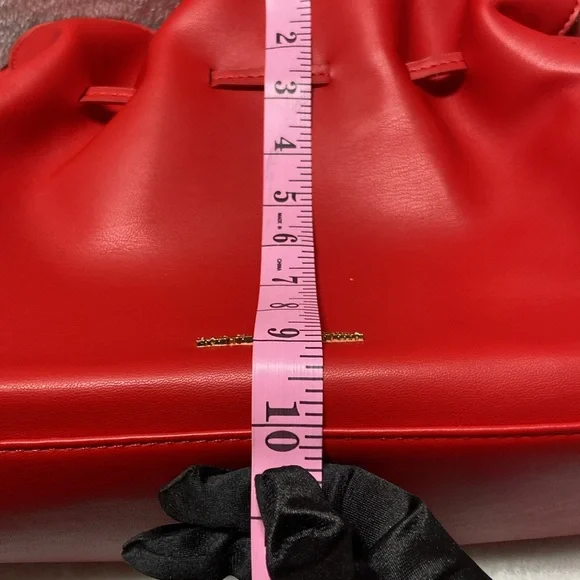 Red and gold badgly Mishka bumpling Handbag - Picture 11 of 14